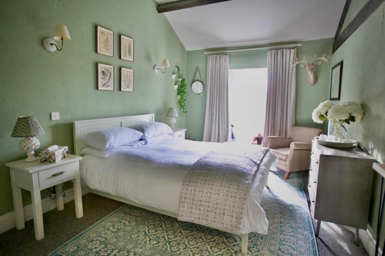 The Brown Horse Inn Winster  Екстер'єр фото