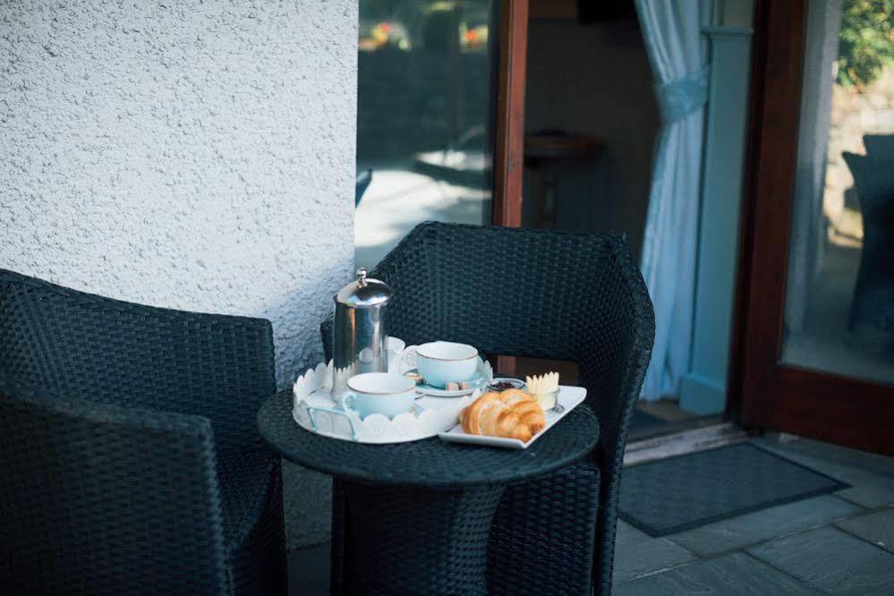 The Brown Horse Inn Winster  Екстер'єр фото